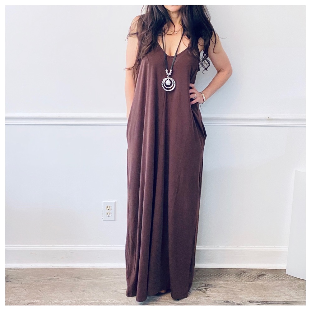 ✨LAST 1✨LOOSE FIT SLEEVELESS MAXI DRESS W/pockets - Picture 10 of 12